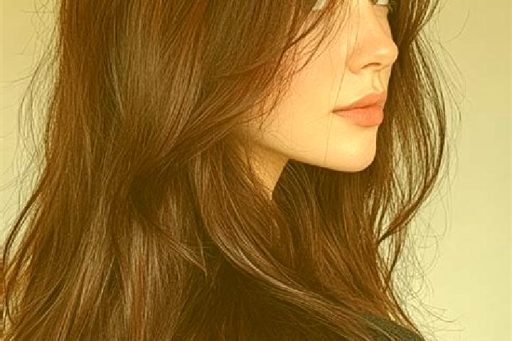 Zoe, 25, a auburn brown-eyed asian companion based in Raddon-et-Chapendu. Offering 69, GFE, Massage. Available for incall and outcall, overnight bookings ava...