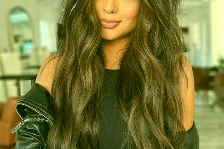 Zoe, 25, a brunette dark-eyed caribbean companion based in Werchter. Offering Couples, GFE. Available for incall and outcall, day and evening dates.