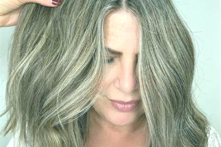 Zoe, 25, a dark blonde grey-eyed latina companion based in Dragoslavele. Offering Tantra, Fetish, A-Level, Overnight, Party Girl. Available for incall and ou...