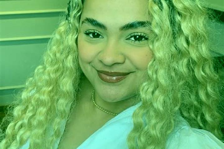 Zoe, 25 — Escort in Bodoquena, Brazil