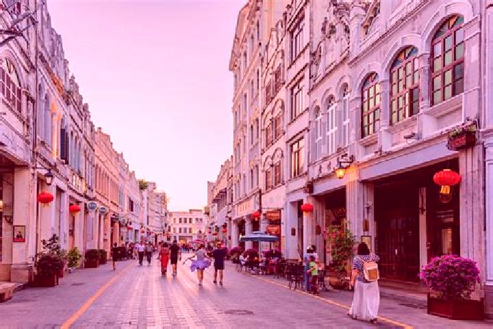 Zoe, 25 — Escort in Houkou, China