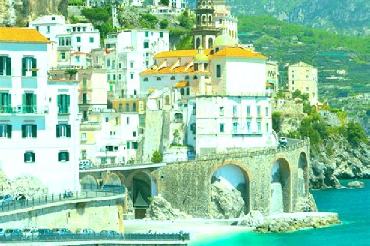 Zoe, 25 — Escort in Montorfano, Italy
