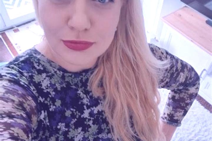 Zoe, 25 — Escort in Warken, Luxembourg
