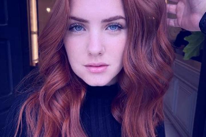 Zoe, 26, a auburn blue-eyed mediterranean companion based in Nea Selefkeia. Offering 69, Roleplay, Couples. Available for incall and outcall, day and evening...