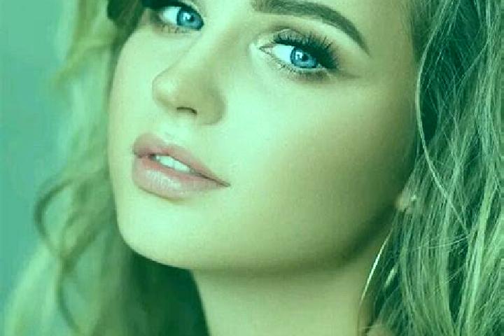 Zoe, 26, a dark blonde blue-eyed indian companion based in Casson. Offering OWO, A-Level, 69. Available for incall and outcall, overnight bookings available.