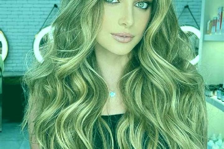 Zoe, 26, a dark blonde dark-eyed middle eastern companion based in Ensdorf. Offering Prostate Massage, Deep French Kissing, 69, Girlfriend Experience, Fetish...