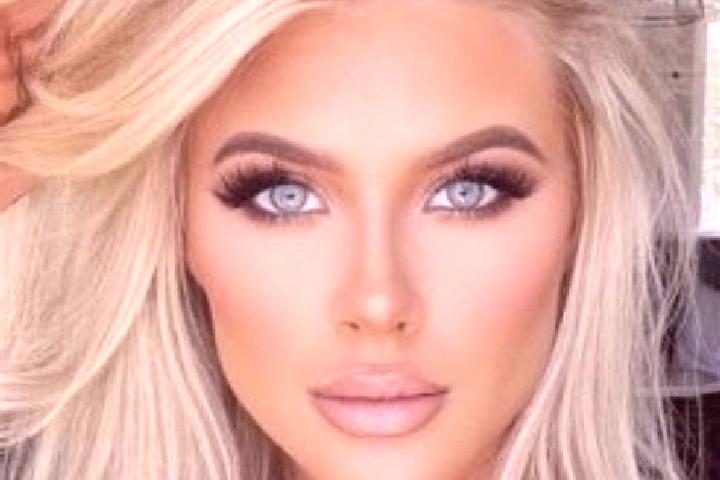 Zoe, 26, a platinum blonde brown-eyed indian companion based in Karaskepoh. Offering Couples, BDSM, Domination. Available for incall and outcall, day and eve...
