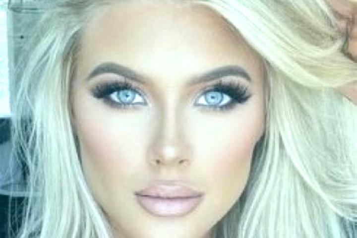 Zoe, 26, a platinum blonde hazel-eyed mixed companion based in Krainia Martynka. Offering Overnight, Duos, Striptease. Available for incall and outcall, day ...