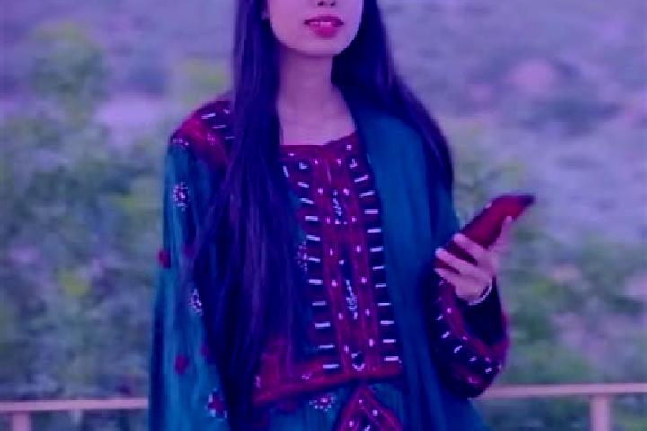 Zoe, 26 — Escort in Baz Kia Gurab, Iran