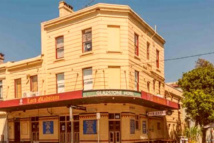 Zoe, 26 — Escort in Chippendale, Australia