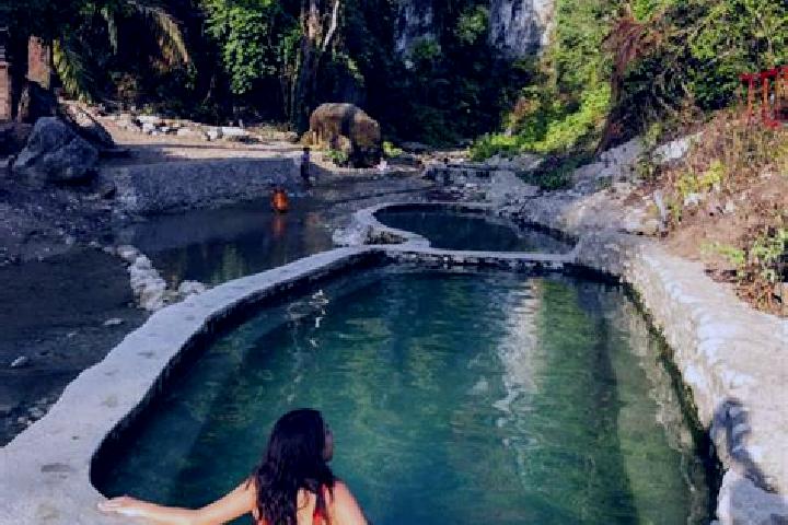 Zoe, 26 — Escort in Mainit Norte, Philippines