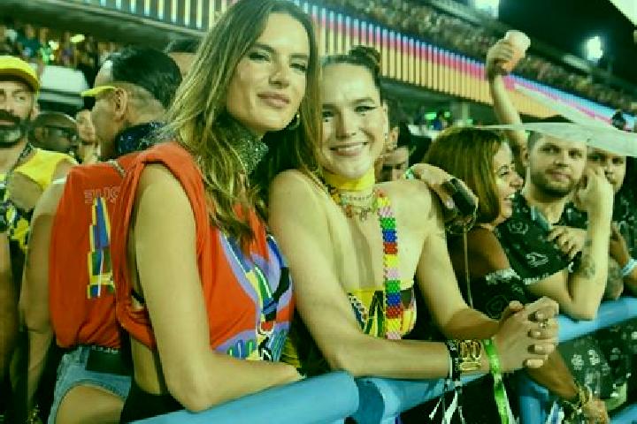 Zoe, 26 — Escort in Paz de Rio, Colombia
