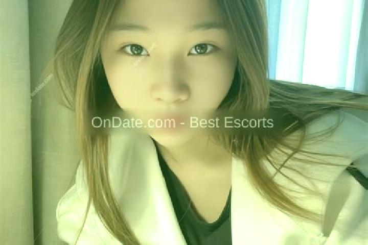 Zoe, 26 — Escort in St. George, Canada