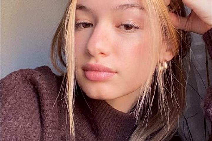 Zoe, 27, a blonde brown-eyed caribbean companion based in Kharkivka. Offering Fetish, Domination, Striptease. Available for incall and outcall, overnight boo...