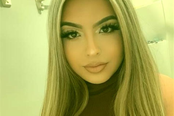 Zoe, 27, a blonde dark-eyed latina companion based in Branquinha. Offering Travel Companion, Overnight, Domination, Massage. Available for incall and outcall...