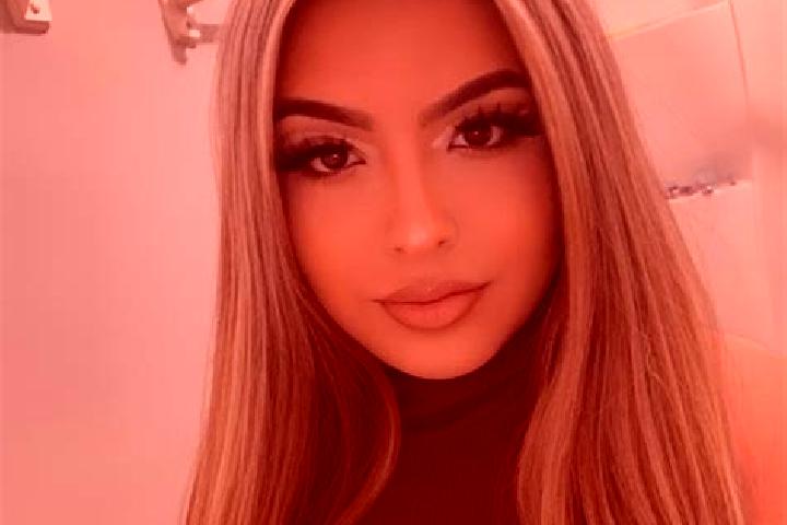 Zoe, 27, a blonde dark-eyed latina companion based in Chalais. Offering Prostate Massage, Travel Companion, Duos, Couples. Available for incall and outcall, ...