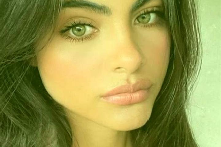 Zoe, 27, a brunette green-eyed european companion based in Cihukou. Offering Party Girl, Roleplay, A-Level, Duos, Fetish. Available for incall and outcall, d...