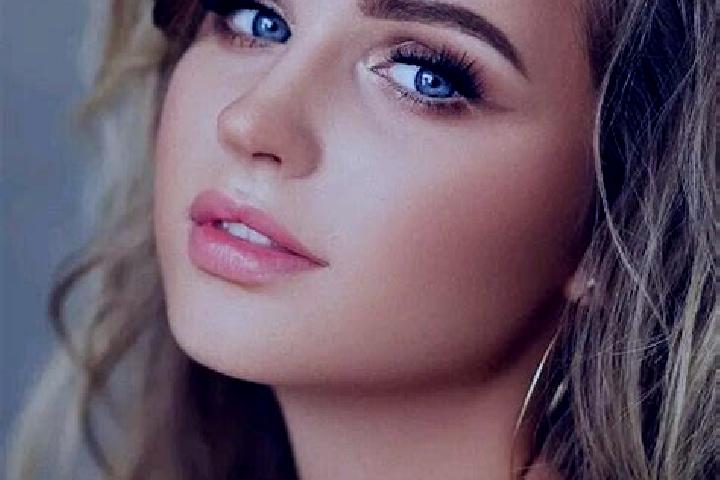 Zoe, 27, a dark blonde blue-eyed caucasian companion based in Druja. Offering Dinner Date, 69, Party Girl. Available for incall and outcall, overnight bookin...