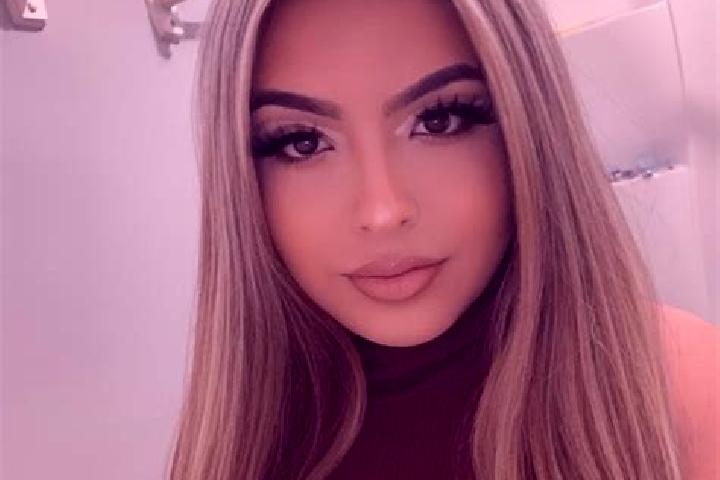 Zoe, 27, a red blue-eyed mixed companion based in Tembongraja. Offering GFE, Dinner Date, Overnight, Girlfriend Experience. Available for incall and outcall,...