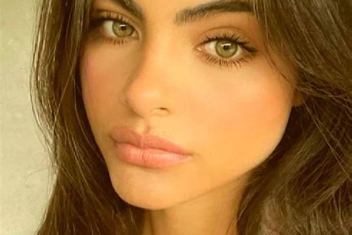 Zoe, 27, a red hazel-eyed european companion based in Puerto Castilla. Offering GFE, Deep French Kissing, Tantra, Roleplay, Fetish. Available for incall and ...