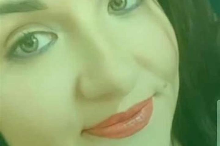 Zoe, 27 — Escort in Broscauti, Romania