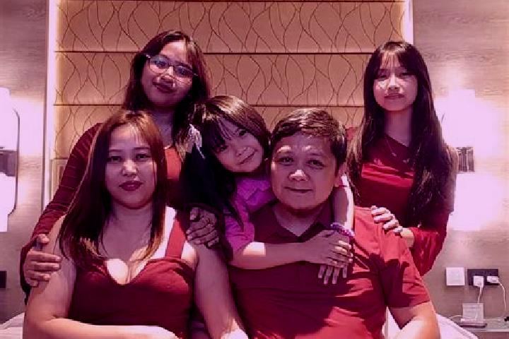 Zoe, 27 — Escort in Lipahan, Philippines