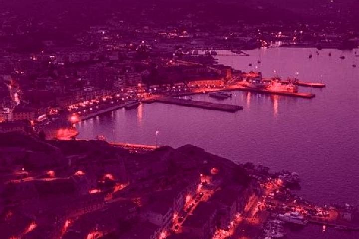 Zoe, 27 — Escort in Livorno Ferraris, Italy