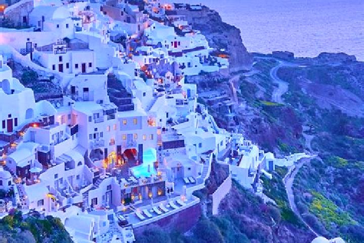 Zoe, 27 — Escort in Plataies, Greece