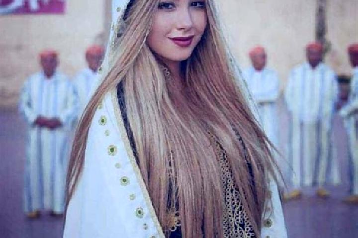 Zoe, 27 — Escort in Sefrou, Morocco