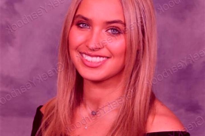 Zoe, 27 — Escort in Valparaiso, United States