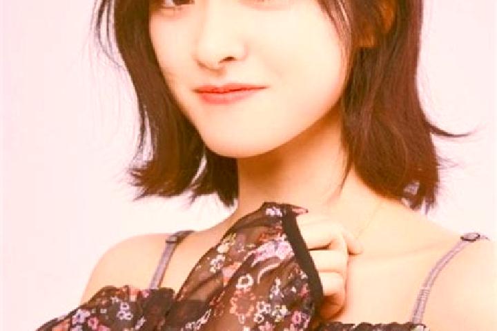 Zoe, 27 — Escort in Wugang, China