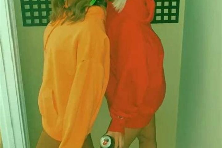 Zoe, 28, a auburn blue-eyed indian companion based in Budiskovice. Offering Couples, CIM, Erotic Massage, Duos, Party Girl. Available for incall and outcall,...