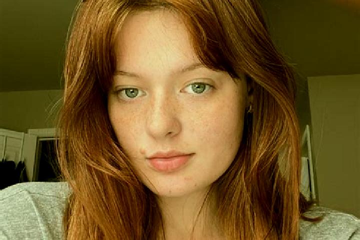 Zoe, 28, a red grey-eyed caucasian companion based in AlZwya. Offering Travel Companion, A-Level, OWO, Massage, 69. Available for incall and outcall, day and...