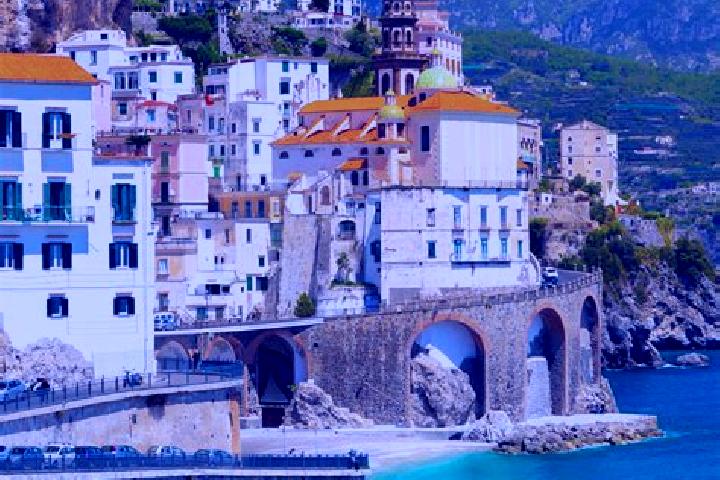 Zoe, 28 — Escort in Archi, Italy