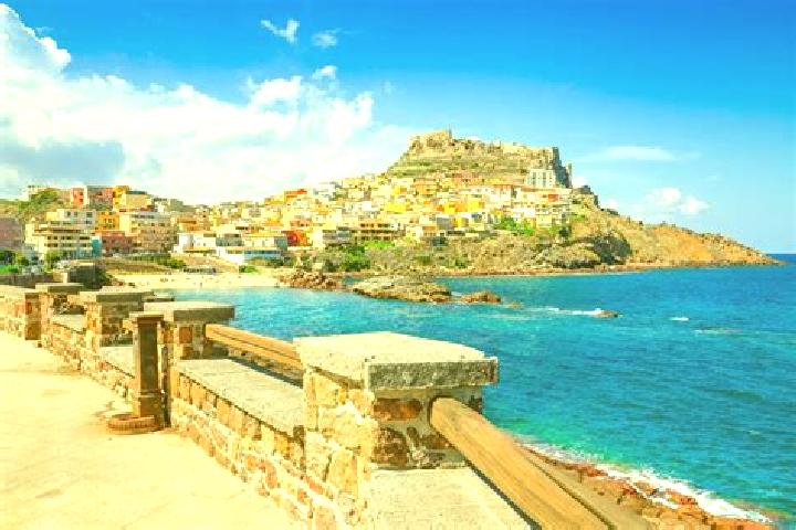 Zoe, 28 — Escort in Castelsardo, Italy