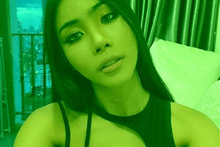 Zoe, 28 — Escort in Chaba, China