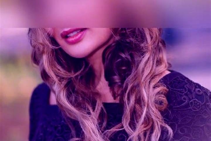 Zoe, 28 — Escort in Felines, France