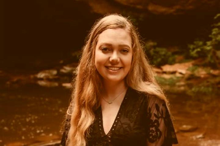 Zoe, 28 — Escort in Joiner, United States