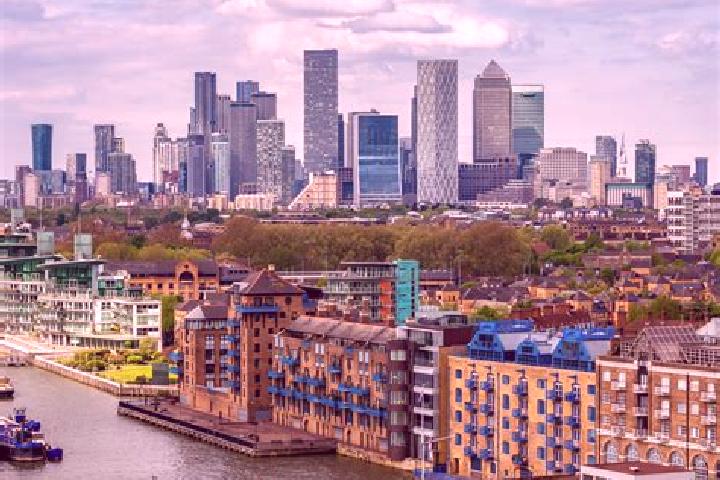 Zoe, 28 — Escort in Limehouse, United Kingdom