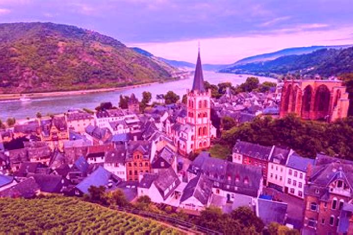 Zoe, 28 — Escort in Schweisweiler, Germany