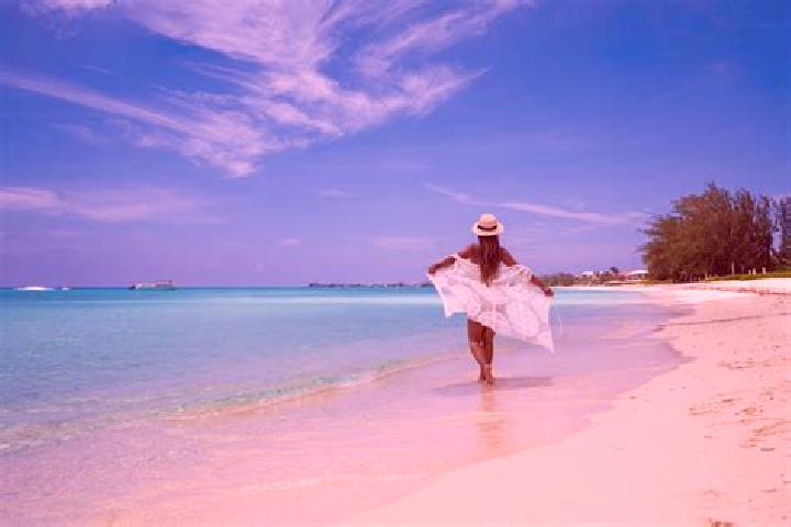 Zoe, 28 — Escort in Spotts, Cayman Islands