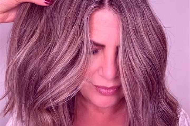 Zoe, 29, a dark blonde grey-eyed latina companion based in Doxteje Barrio Primero. Offering Overnight, Massage, 69, Dinner Date. Available for incall and out...