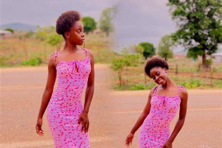 Zoe, 29 — Escort in Boh, Nigeria