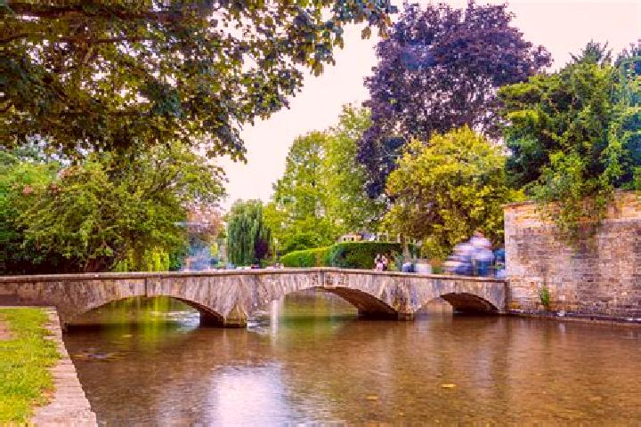Zoe, 29 — Escort in Bourton on the Water, United Kingdom