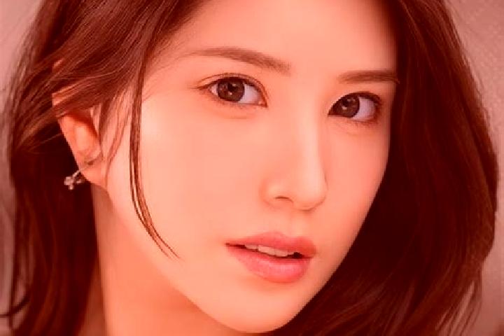 Zoe, 29 — Escort in Itsukaichi, Japan