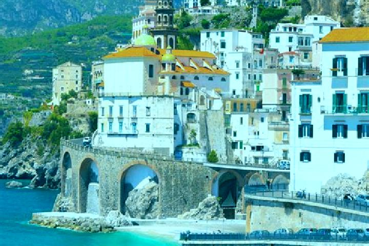 Zoe, 29 — Escort in Montecchio, Italy