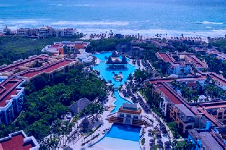 Zoe, 29 — Escort in Paraiso, Mexico