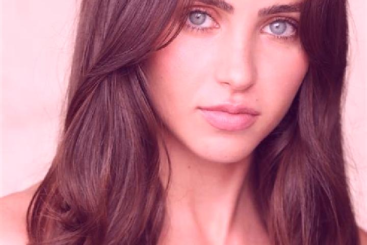 Zoe, 30, a brunette brown-eyed mediterranean companion based in Maketu. Offering Duos, Couples, Travel Companion, Deep French Kissing. Available for incall a...