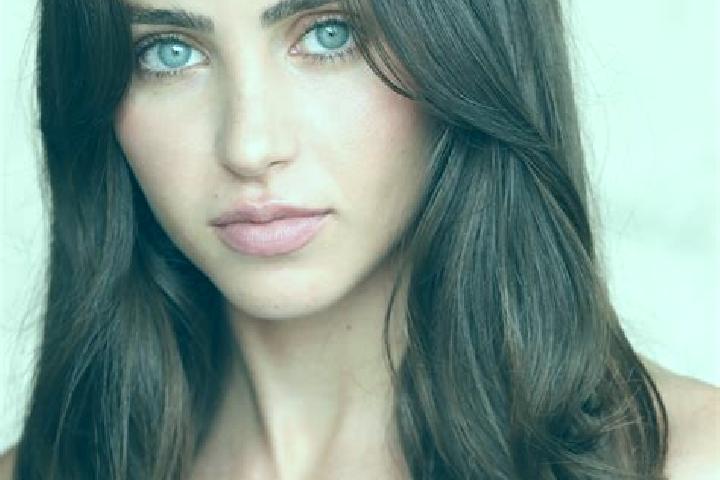 Zoe, 30, a red dark-eyed latina companion based in Lozhki. Offering Striptease, Prostate Massage, Massage, BDSM. Available for incall and outcall, overnight ...