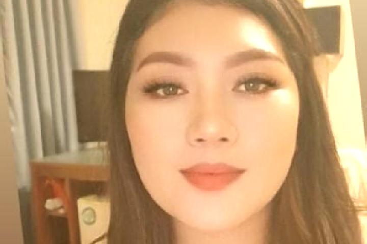 Zoe, 30, a red grey-eyed asian companion based in Ravanusa. Offering Massage, GFE, Dinner Date. Available for incall and outcall, day and evening dates.
